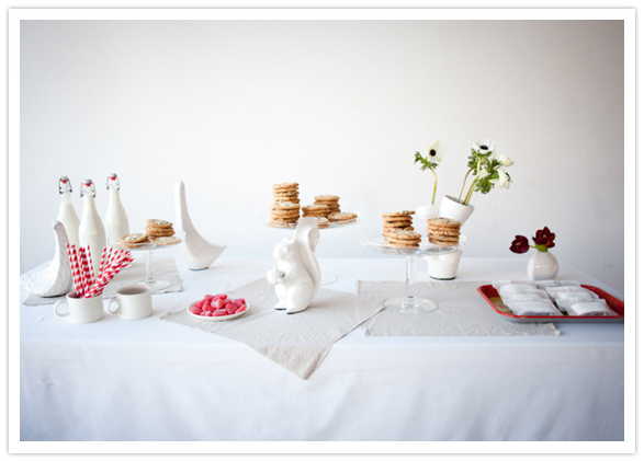 modern-white-milk-and-cookies-dessert-bar modern-white-milk-and-cookies-dessert-bar