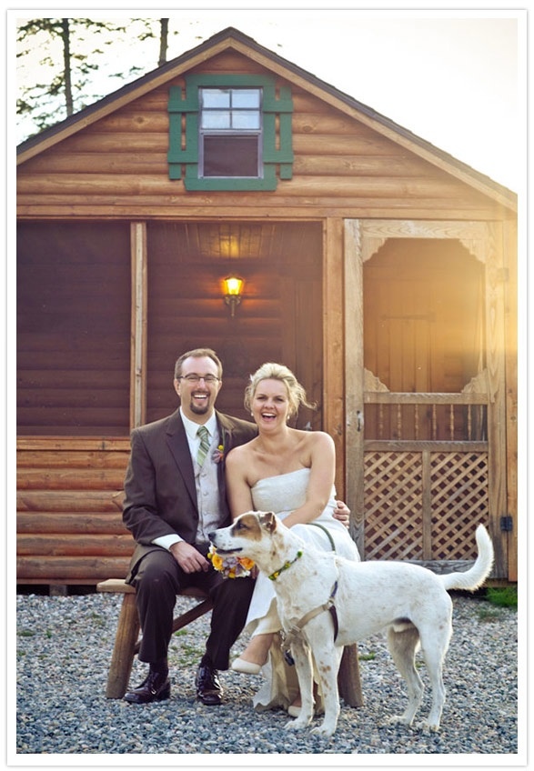 cabin-wedding-couple-and-dog cabin-wedding-couple-and-dog