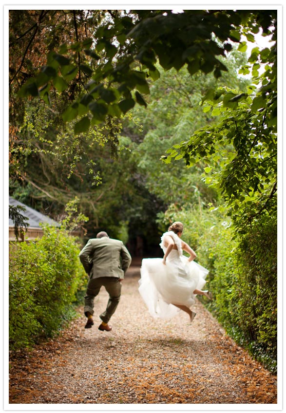 Such a fun and relaxed quintessential English country wedding 