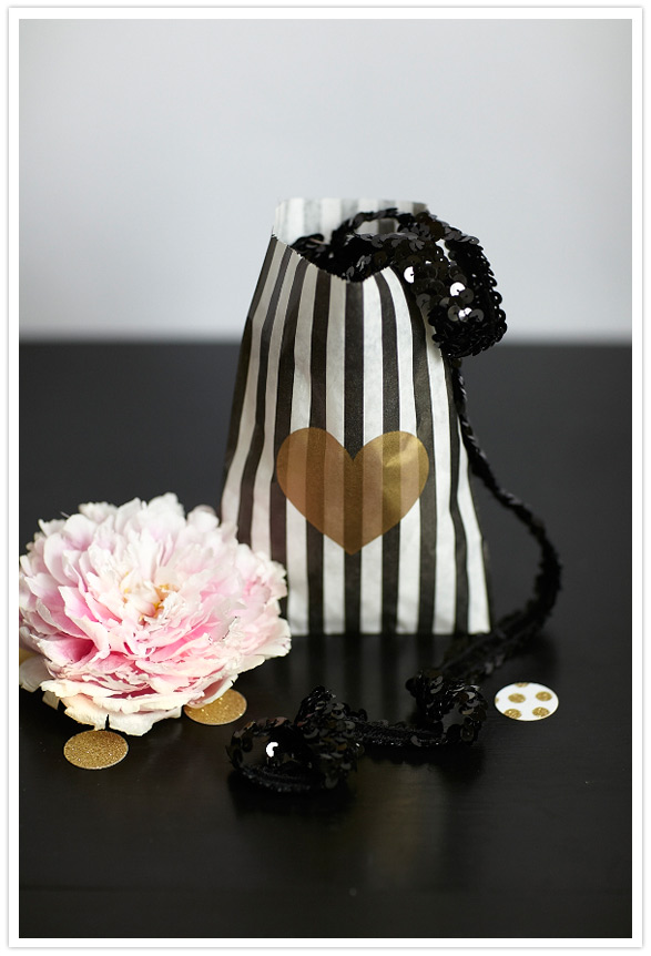 100 Layer Cake gold heart bags