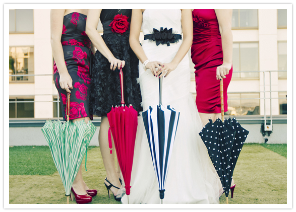 fun umbrella-inspired bridesmaids portrait fun umbrella-inspired bridesmaids portrait