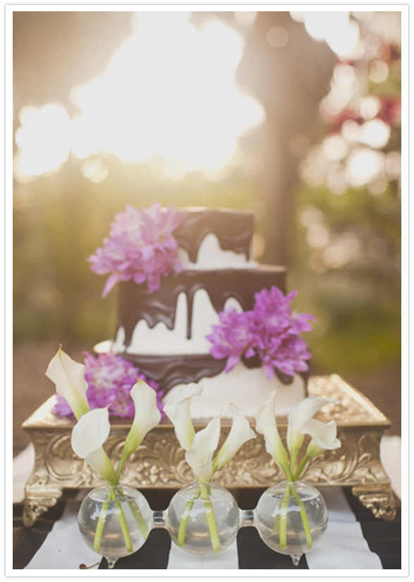 modern wedding cake