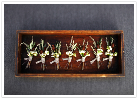 simple boutonnieres 