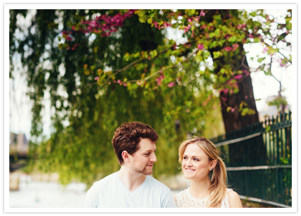 engagement session along the seine