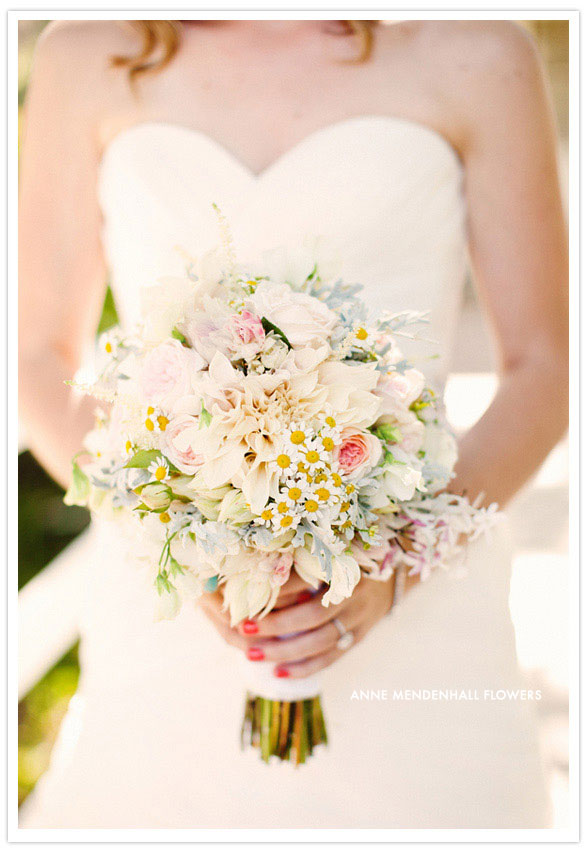 Garden rose, Dusty Miller, Jasmine, Dahlia and mini Daisies wedding bouquet Garden rose, Dusty Miller, Jasmine, Dahlia and mini Daisies wedding bouquet