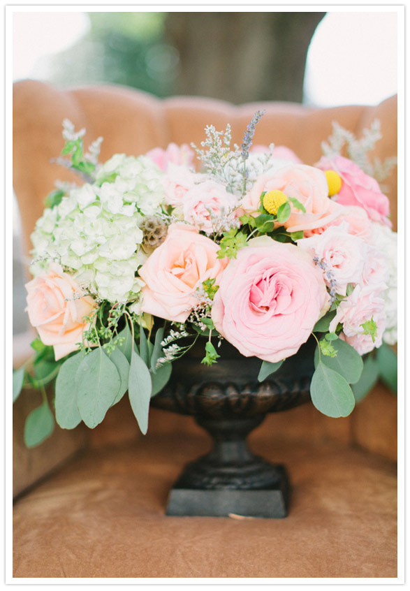 garden rose, eucalyptus leaf and hydrangea centerpiece