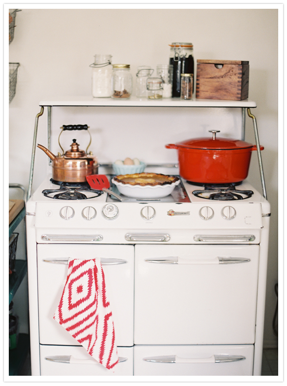 Holiday baking with a vintage O'keefe & Merrit stove