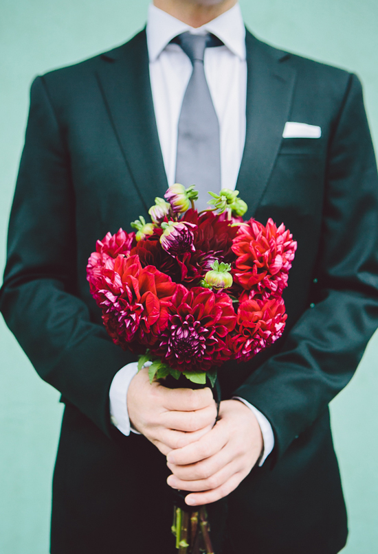 Modern New York Wedding | Photo by Heather Waraksa Modern New York Wedding | Photo by Heather Waraksa