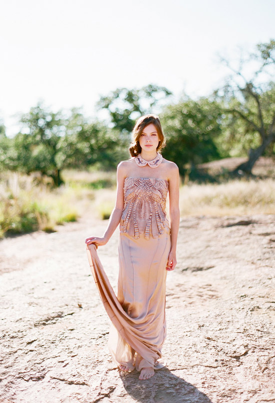 metallic desert-styled shoot 