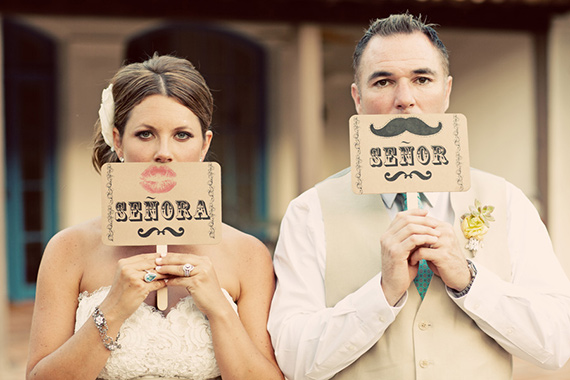 Mexican themed wedding | photo by Justin Lee | 100 Layer Cake