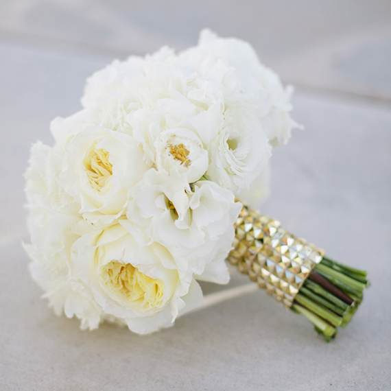 White wedding bouquet | photo by Joielala  | 100 Layer Cake