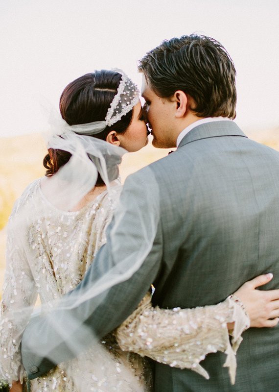 Great Gatsby wedding inspiration | photos by Lauren Scotti | 100 Layer Cake