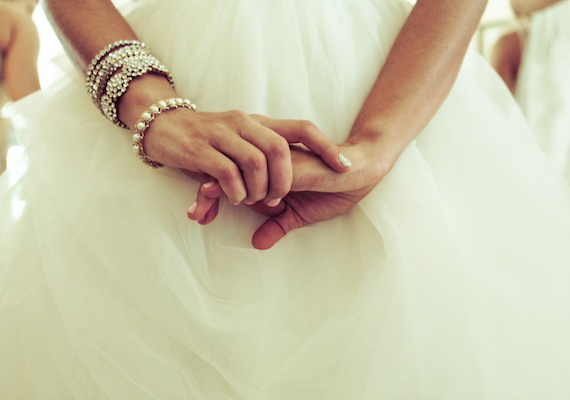 Vera Wang wedding dress | photos by Anjuli Paschall | 100 Layer Cake