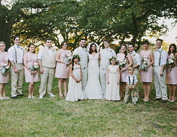 Vintage Texas wedding | photo by Amber Vickery Photography | 100 Layer Cake