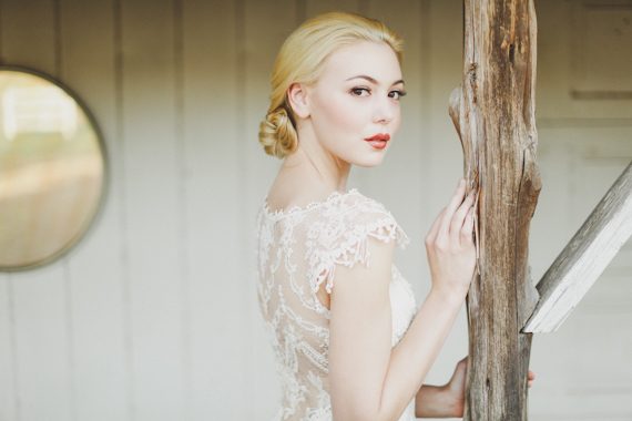 Claire Pettibone wedding dress | Photo by  Apryl Ann Photography | 100 Layer Cake