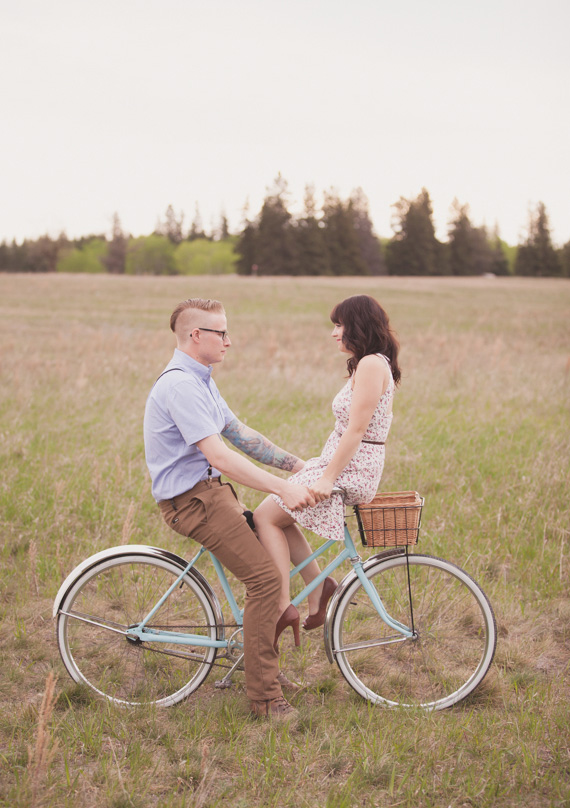 Picnic engagement shoot Engagements, Wedding Inspiration 100 Layer Cake
