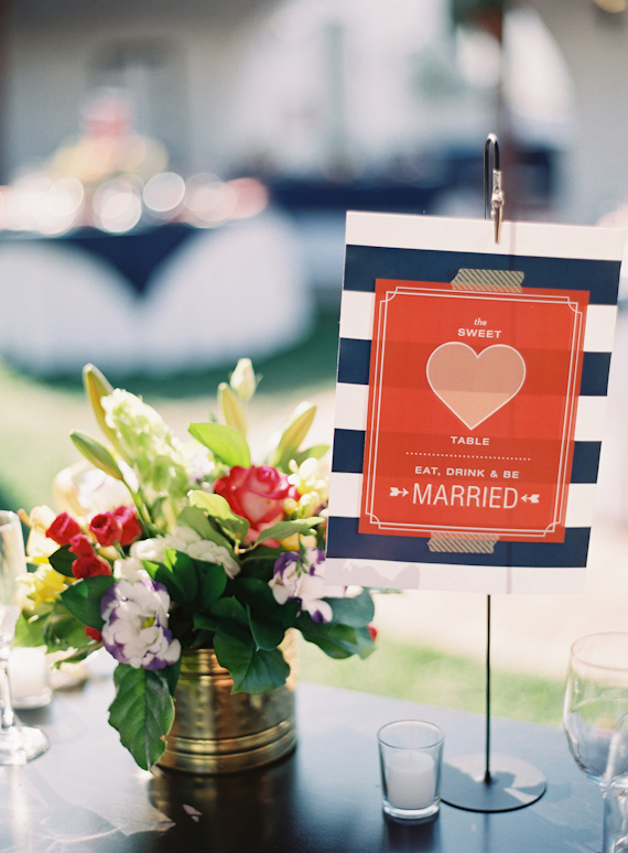 Southern California wedding | Photo by Kurt Boomer Photography | Read more - http://www.100layercake.com/blog/?p=70981