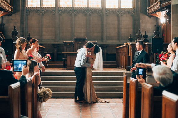 Modern Canadian wedding | Photo by Christine Lim Photography | Read more - http://www.100layercake.com/blog/?p=73953