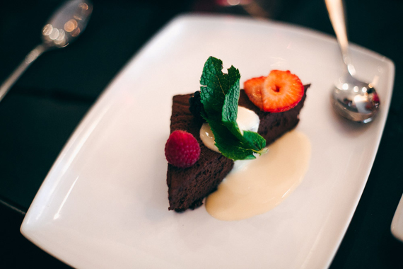 Modern Canadian wedding | Photo by Christine Lim Photography | Read more - http://www.100layercake.com/blog/?p=73953