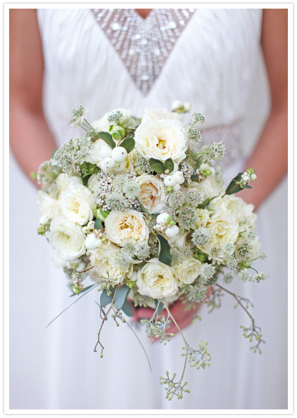 white and ivory bouquet
