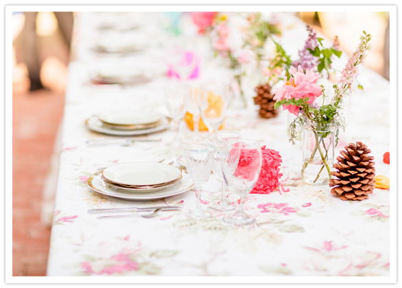 floral and pine cone table accents