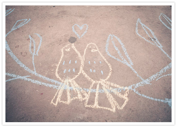 love birds chalk drawing