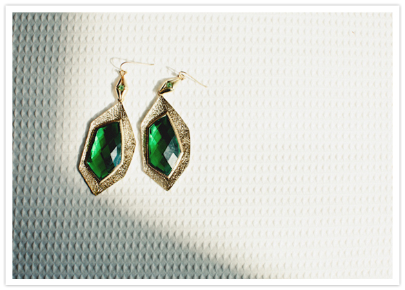 emerald green jewel earrings