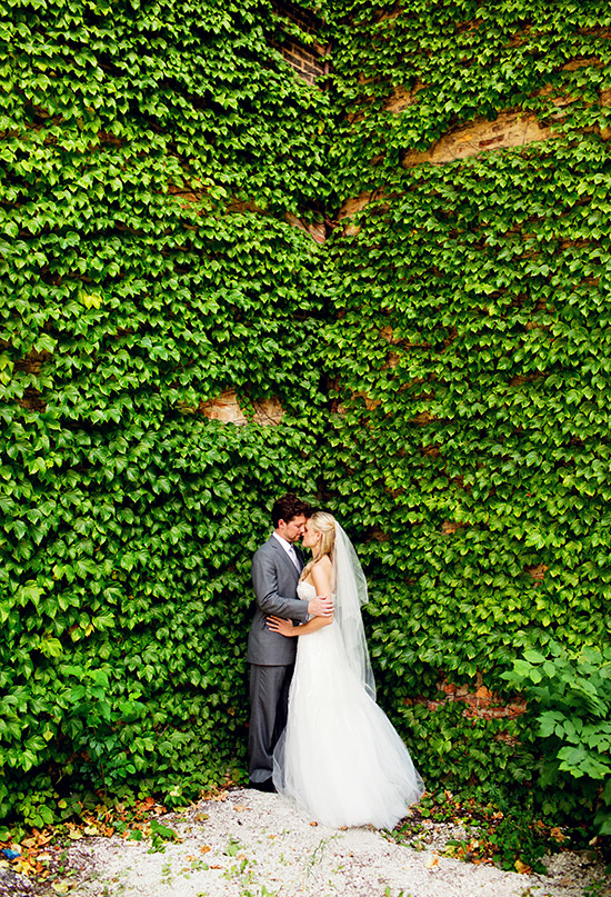ivy-surround wedding portrait