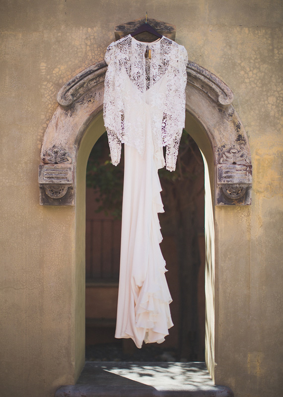 Elizabeth Fillmore wedding dress | Photos by Cana Family | 100 Layer Cake