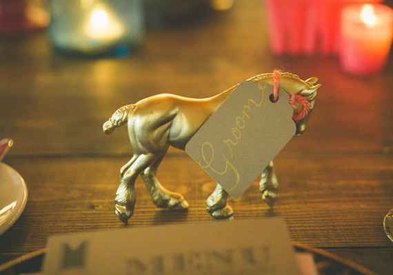 Gold animal placecards | photos by Jason Hales | 100 Layer Cake
