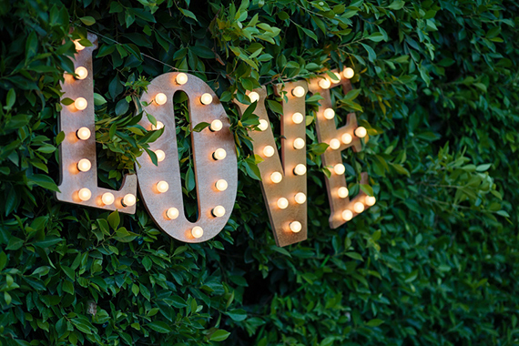 Love marquee wedding lights   | photos by Frenzel Studios | 100 Layer Cake