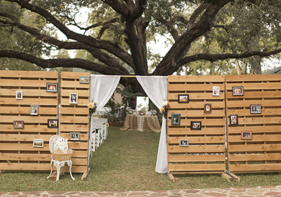 DIY outdoor ceremony space |  photos by Mustard Seed Photography | 100 Layer Cake