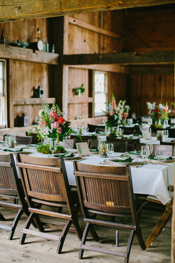New Hampshire farm wedding | Photo by Emily Delamater Photography | Read more - http://www.100layercake.com/blog/?p=70297
