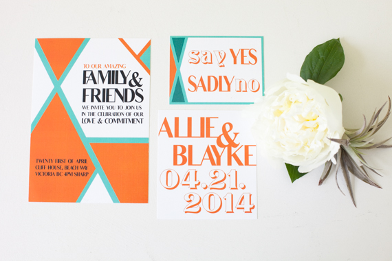 Mid-Century modern elopement inspiration | Rock Paper Square and Lillie Louise Photography | Read more -  http://www.100layercake.com/blog/?p=73793