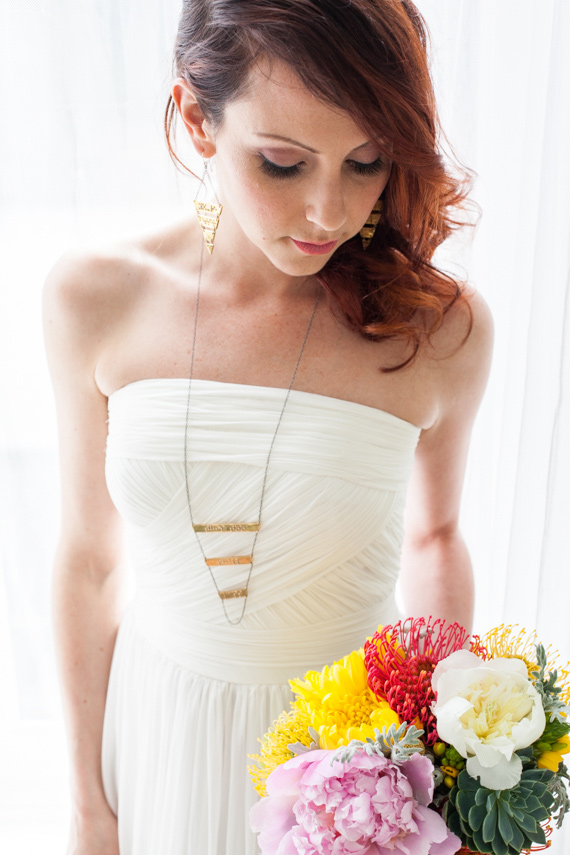 Mid-Century modern elopement inspiration | Rock Paper Square and Lillie Louise Photography | Read more -  http://www.100layercake.com/blog/?p=73793