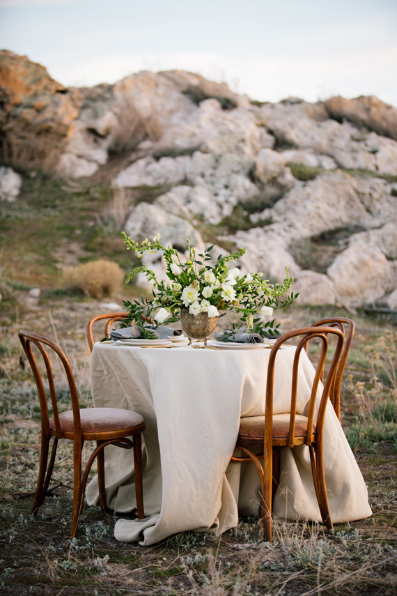 Natural and organic wedding inspiration | Photo by Claire Marika | Read more -  http://www.100layercake.com/blog/?p=74176