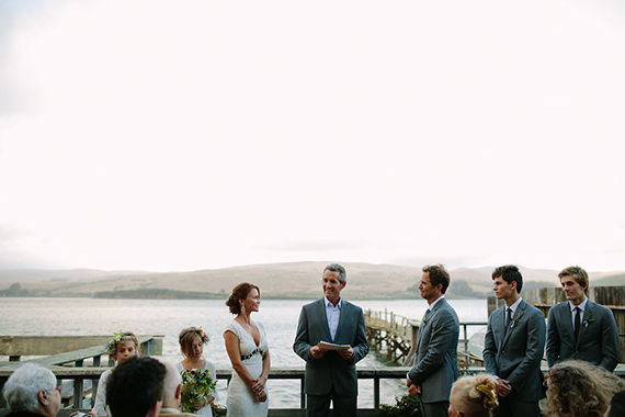 Intimate Northern California wedding | Photo by Abi Q Photography | Event design Enjoy Events Co | Read more -  http://www.100layercake.com/blog/wp-content/uploads/2015/03/Intimate-Northern-California-wedding
