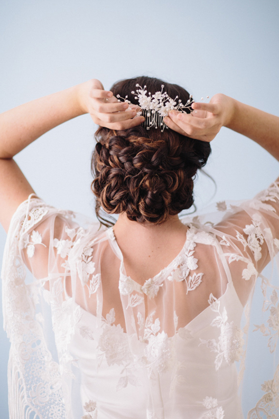 Braided Chignon bridal hair tutorial | Photo by  Jennifer Fujikawa Photography | 100 Layer Cake 
