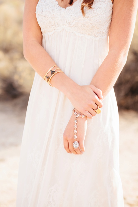 Bohemian bridal accessories| Photo by Jodee Debes Photography | Read more -  http://www.100layercake.com/blog/wp-content/uploads/2015/04/Desert-Coachella-wedding-inspiration