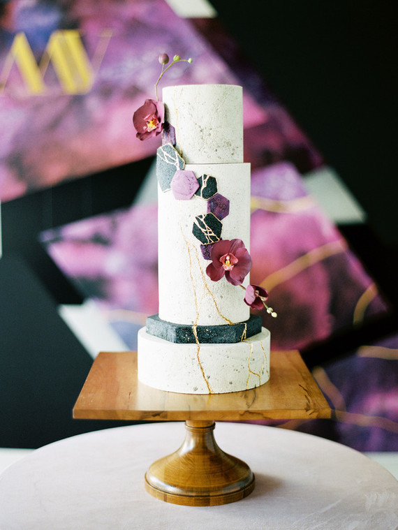 Modern violet wedding cake