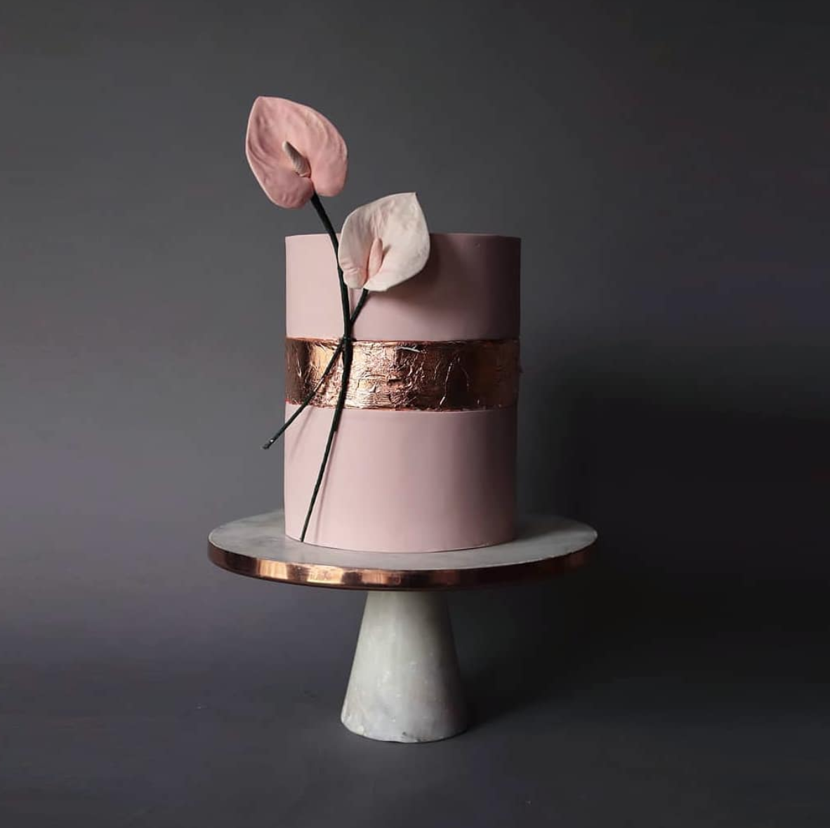 Modern wedding cake