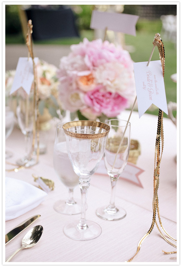 elegant wedding tablescape