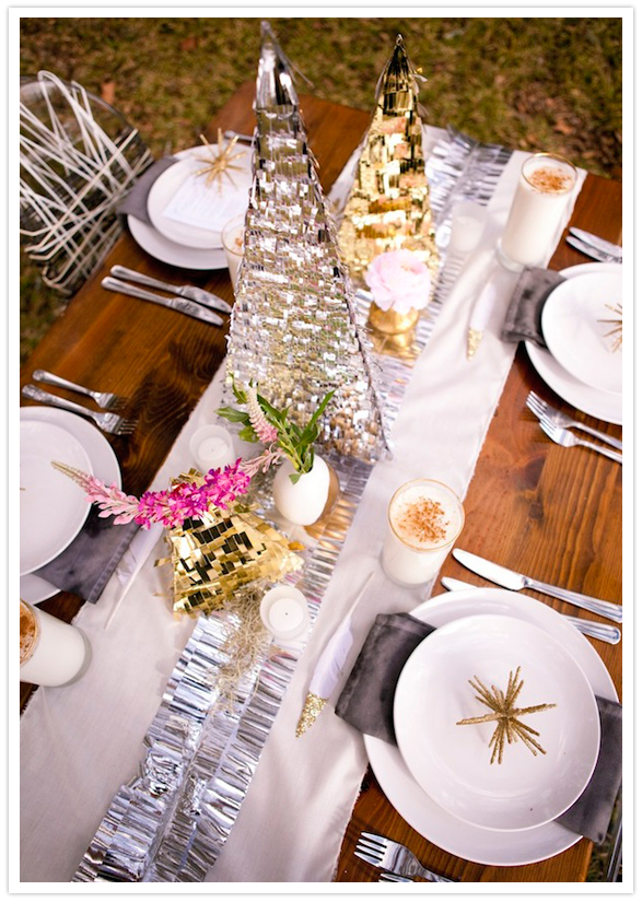 gold, silver and pink table decor
