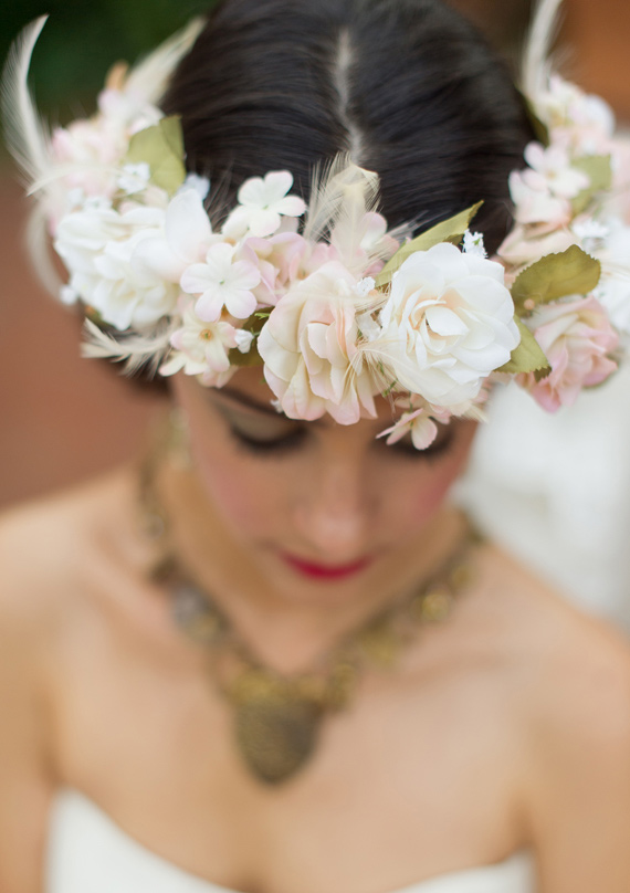 https://www.100layercake.com/blog/wp-content/uploads/2013/03/Romantic-Hispanic-wedding-inspiration-2.jpg