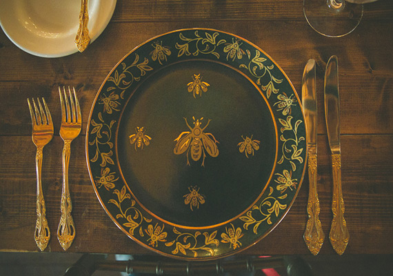 Vintage plate table decor | photos by Jason Hales | 100 Layer Cake