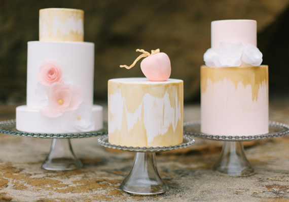 Pink and gold wedding cake inspiration | photos by Ashley Kelemen | 100 Layer Cake 