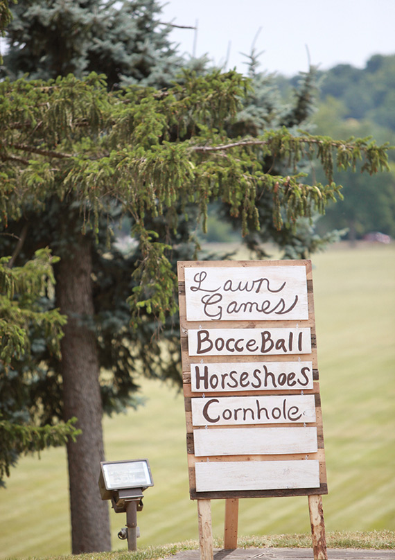 Wedding game signage | photo by Red Gallery | 100 Layer Cake