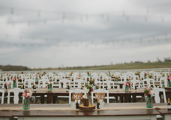 Outdoor Texas Farm wedding | photo by Tessa Harvey | 100 Layer Cake 