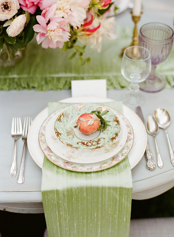 Romantic English garden wedding inspiration | photo by Tonya Joy | 100 Layer Cake 
