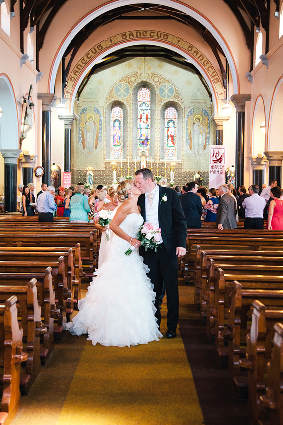 Romantic Ireland wedding | photo by Przemek Macias Photography | 100 Layer Cake
